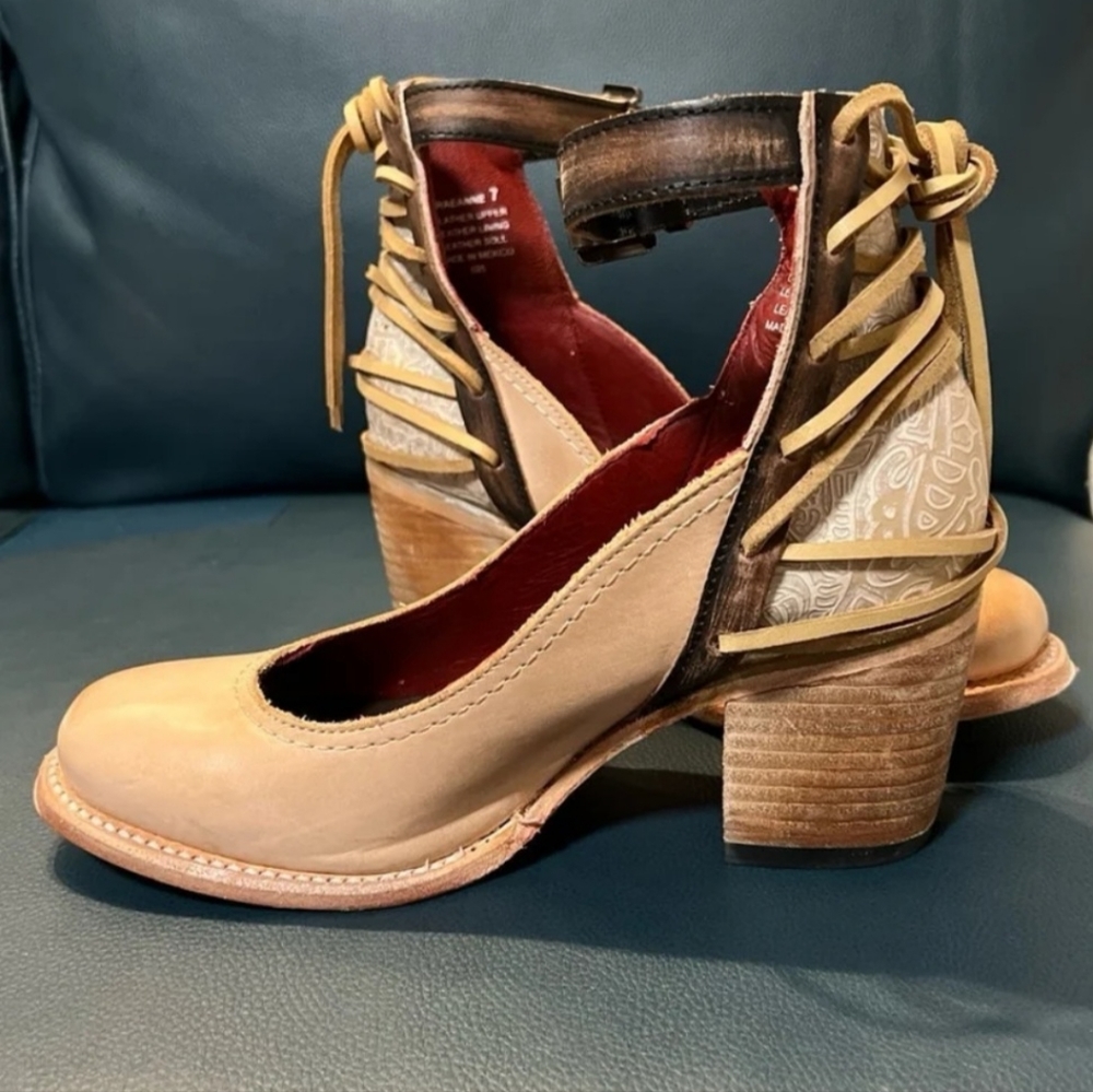 Freebird by Steven Raeanne size 7